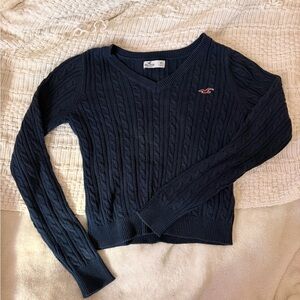 Hollister Women's Dark Navy Cable V-Neck Sweater
